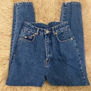 💙BOGO💙Vintage Arwano Women's High Rise Blue Jeans